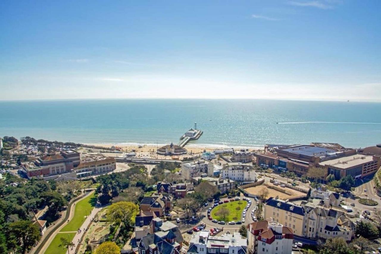 Flat-C, 4 Adults, 20 Mins To Beach, Netflix, Wifi, Sleeps 4 Adults Bournemouth Eksteriør billede